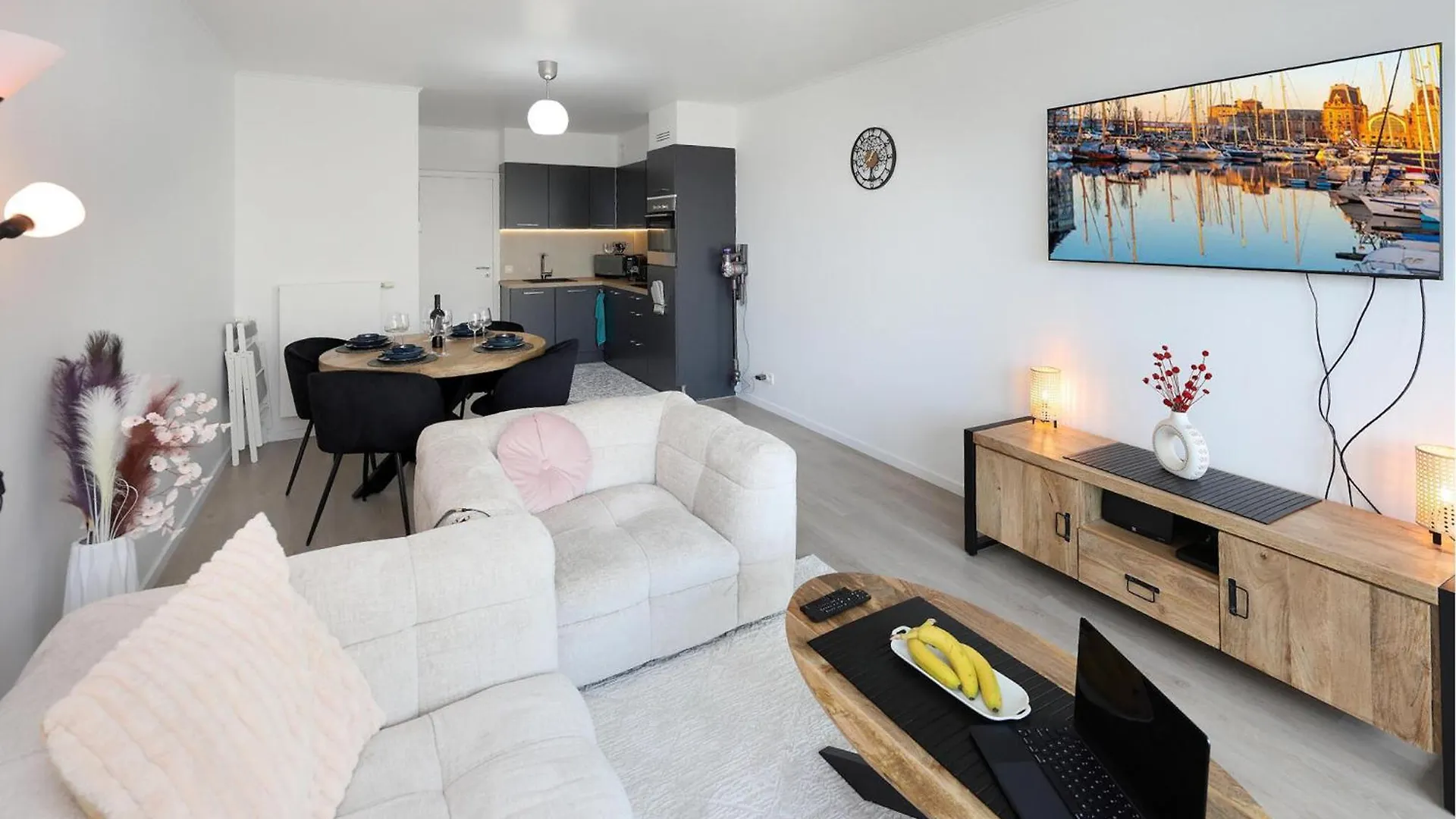 Awesome Apartment In Oostende